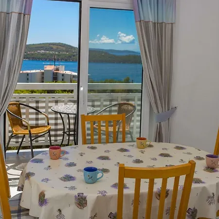 Apartments Rose Trogir Exteriér fotografie